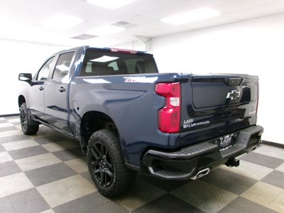 2022 Chevrolet Silverado 1500 Crew Cab Short Box 4-Wheel Drive Custom Trail Boss
