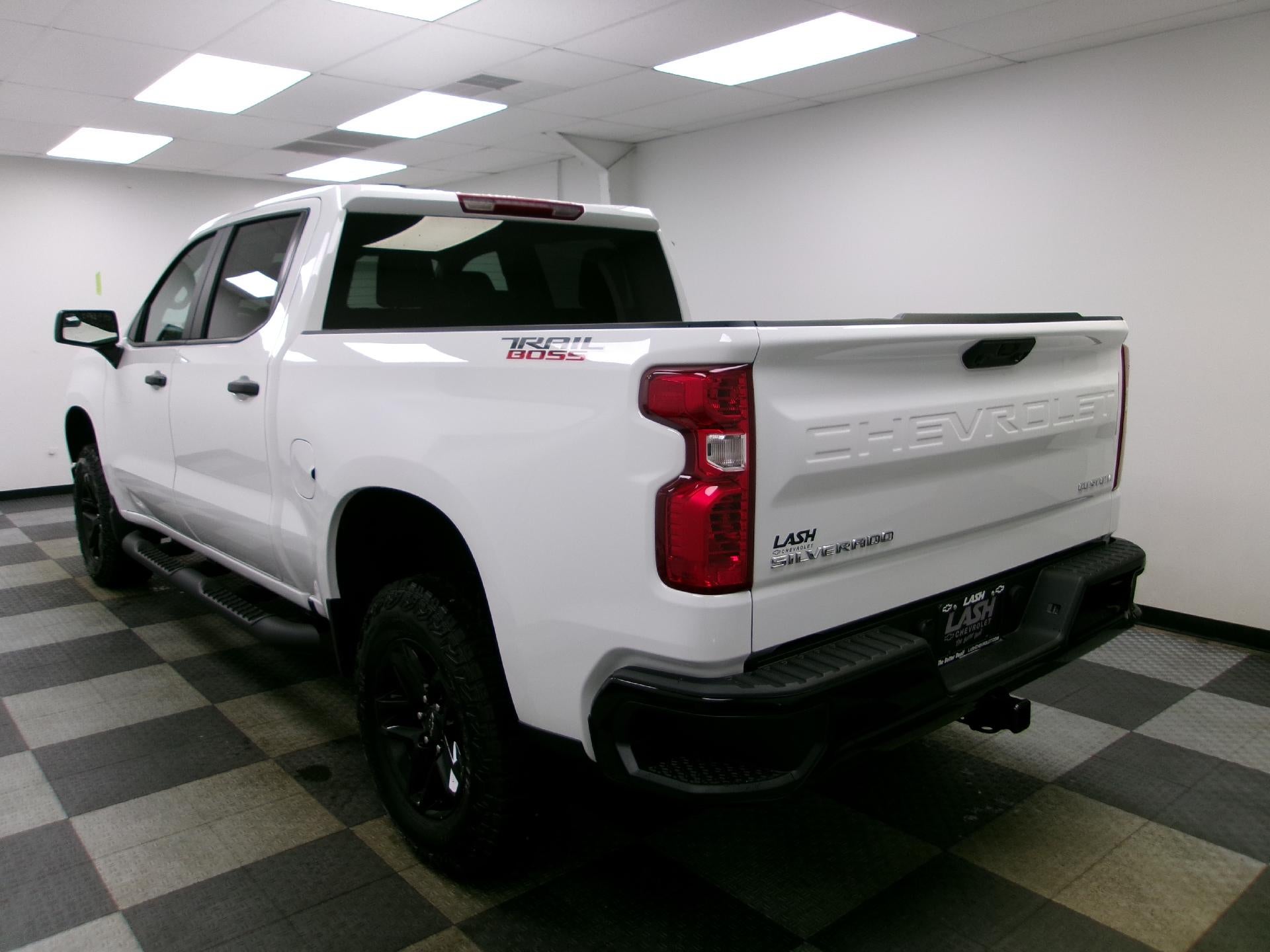 2026 Chevrolet Silverado 1500 Crew Cab Short Box 4-Wheel Drive Custom Trail Boss