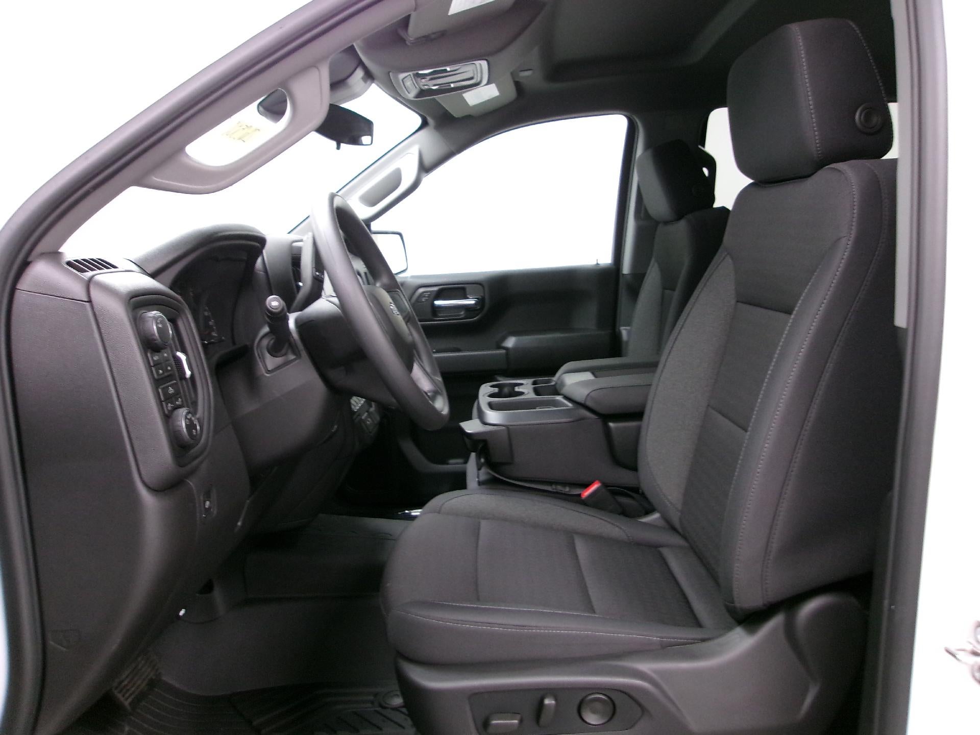 2026 Chevrolet Silverado 1500 Crew Cab Short Box 4-Wheel Drive Custom Trail Boss