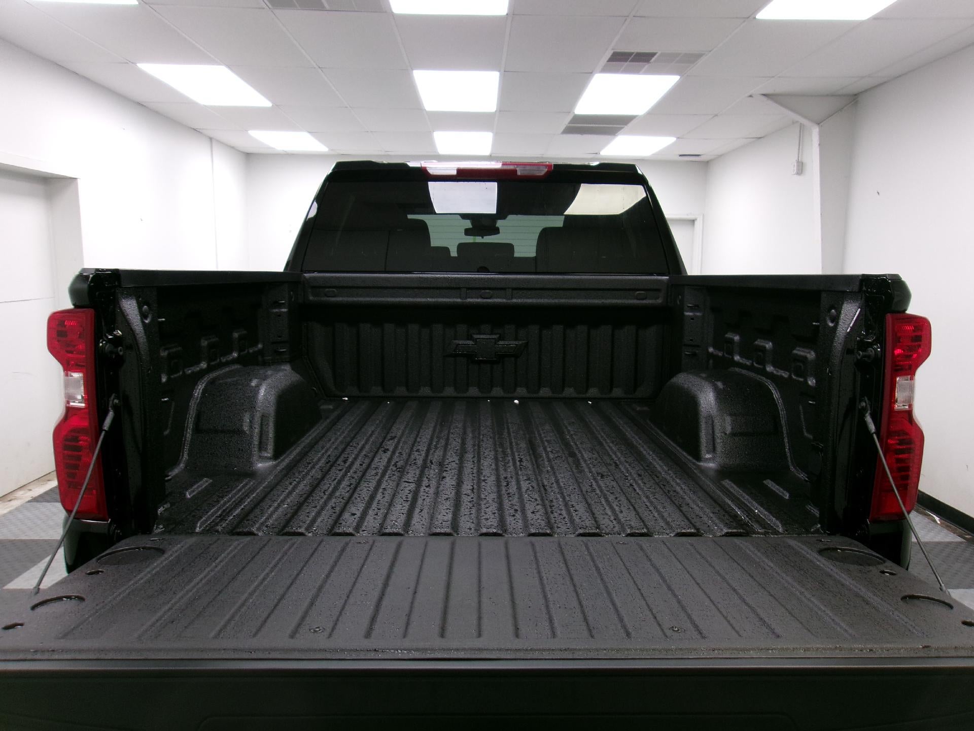 2026 Chevrolet Silverado 1500 Crew Cab Short Box 4-Wheel Drive Custom Trail Boss