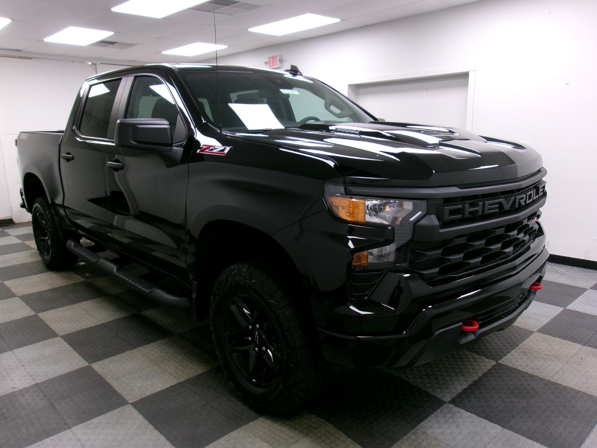 2026 Chevrolet Silverado 1500 Crew Cab Short Box 4-Wheel Drive Custom Trail Boss