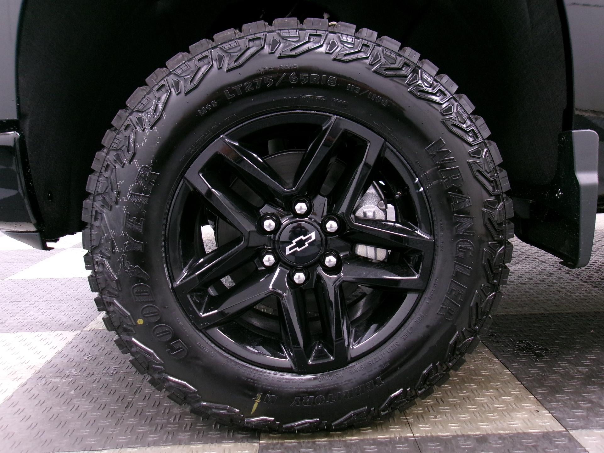2026 Chevrolet Silverado 1500 Crew Cab Short Box 4-Wheel Drive Custom Trail Boss