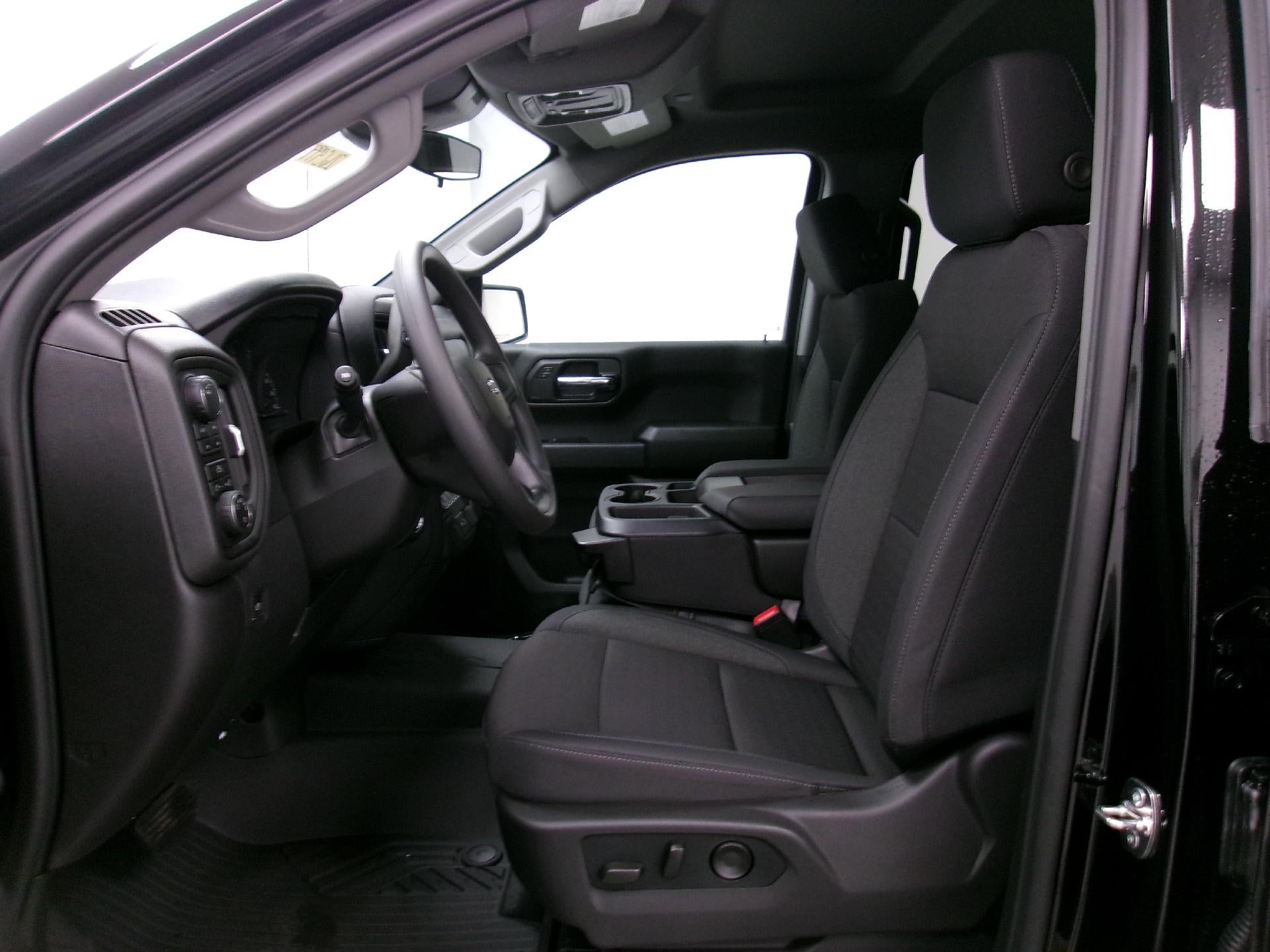 2026 Chevrolet Silverado 1500 Crew Cab Short Box 4-Wheel Drive Custom Trail Boss