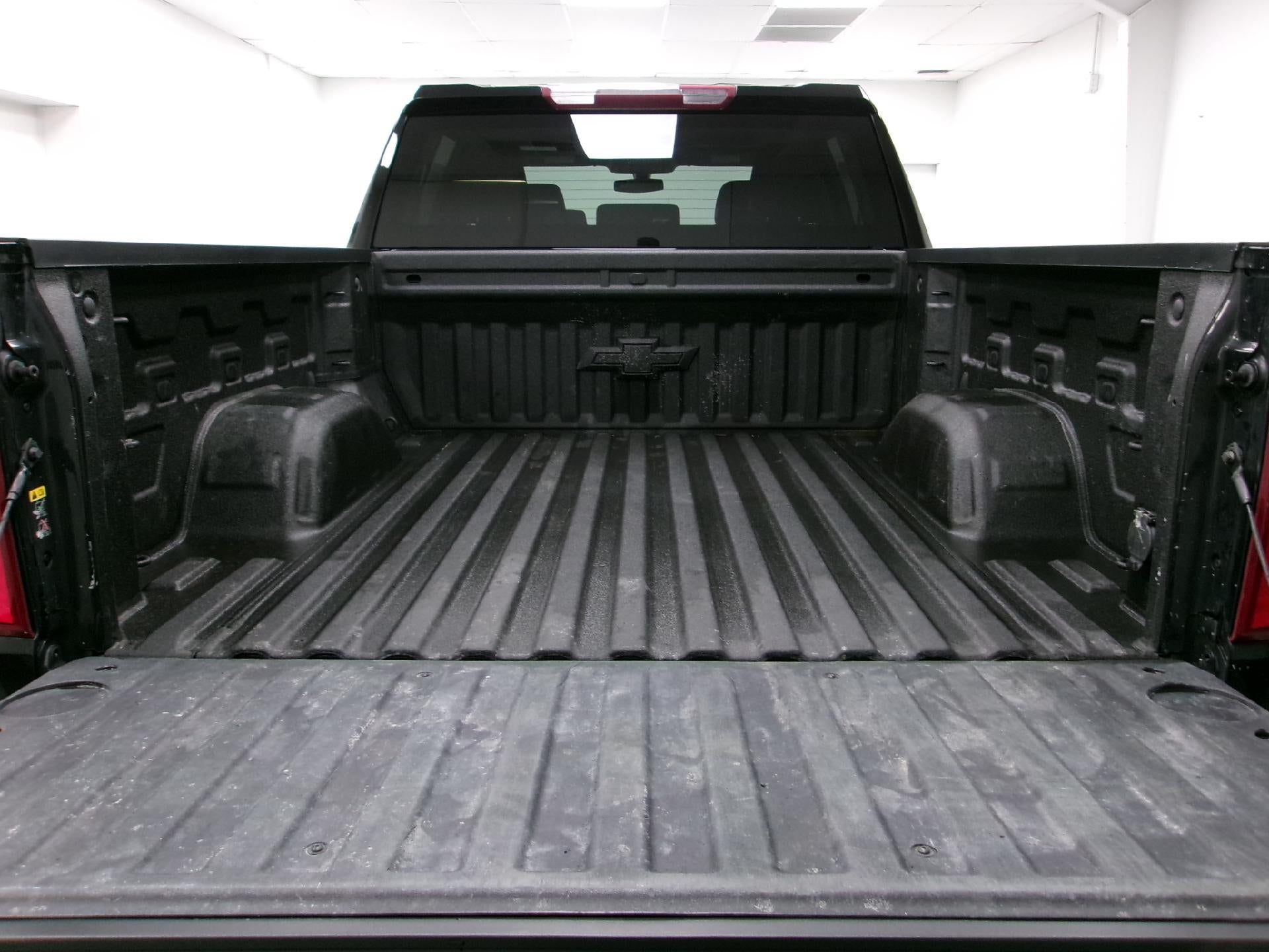 2021 Chevrolet Silverado 1500 Crew Cab Short Box 4-Wheel Drive Custom