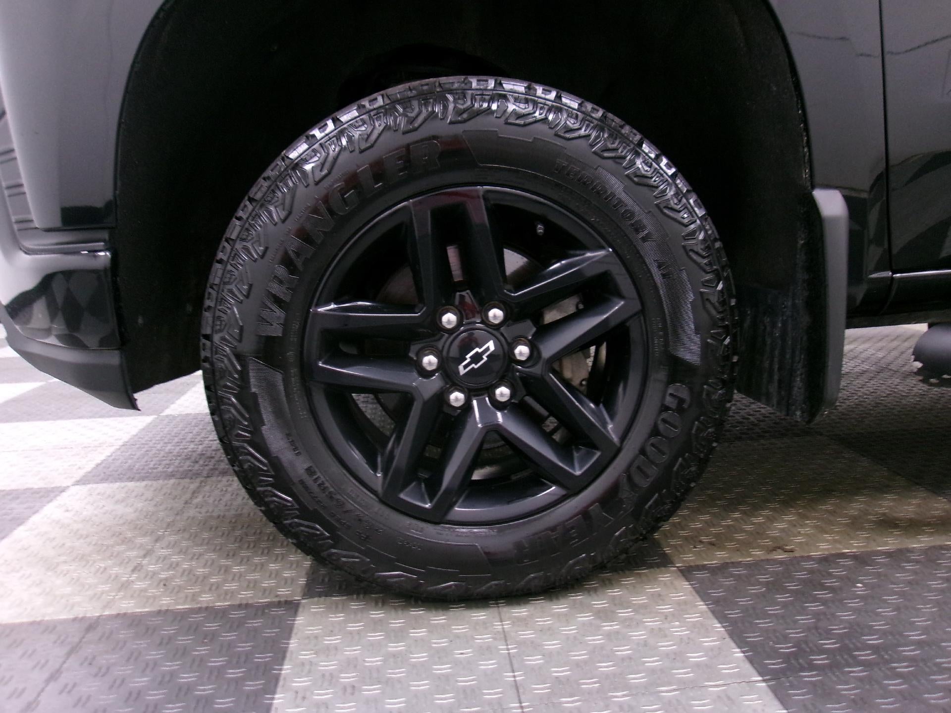 2022 Chevrolet Silverado 1500 LTD Crew Cab Standard Box 4-Wheel Drive Custom Trail Boss