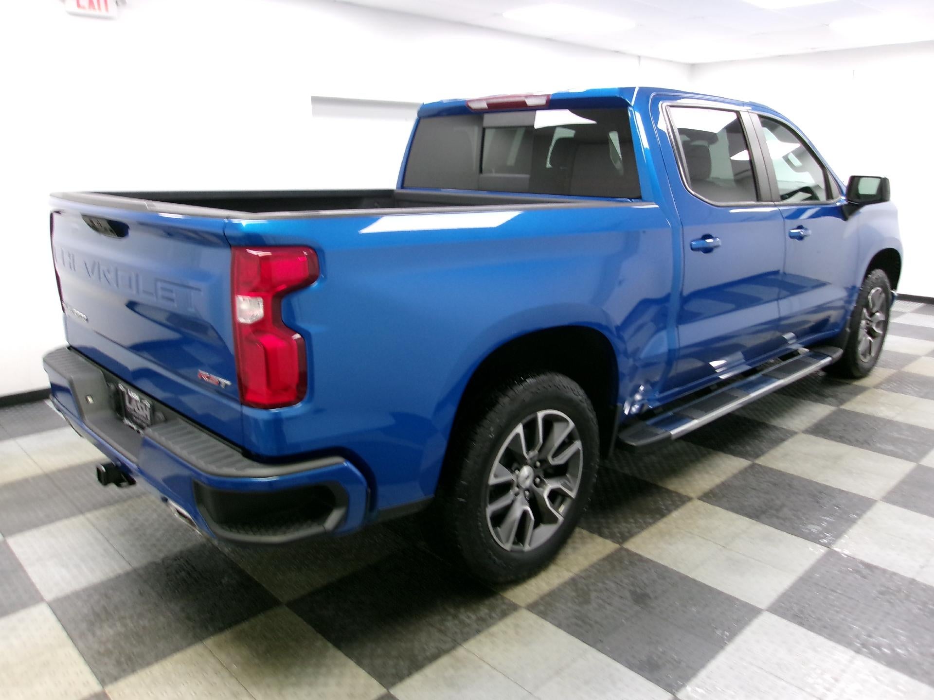 2022 Chevrolet Silverado 1500 Crew Cab Short Box 4-Wheel Drive RST