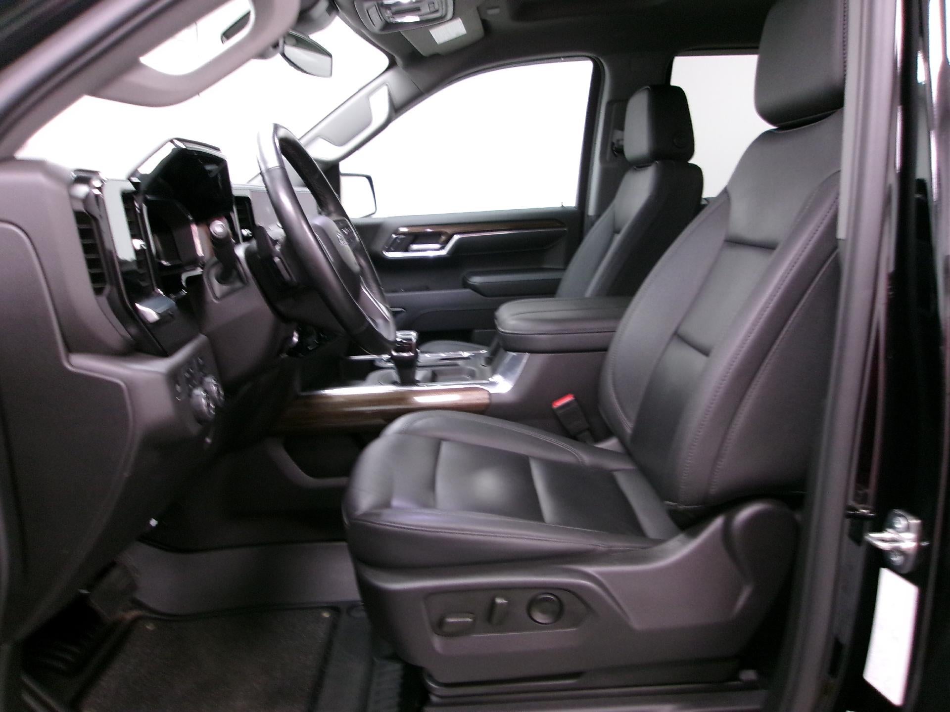 2024 Chevrolet Silverado 1500 Crew Cab Short Box 4-Wheel Drive RST