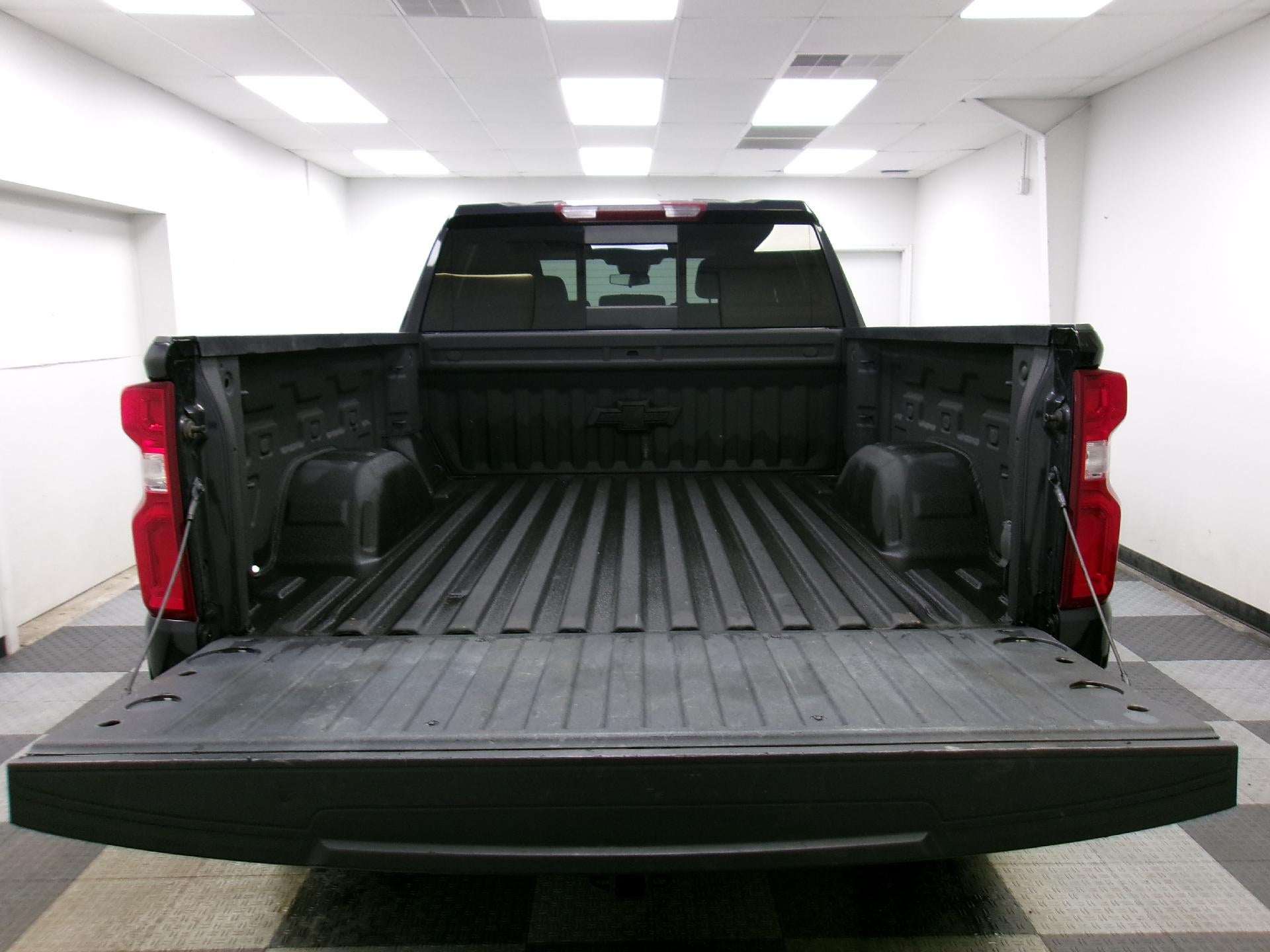 2022 Chevrolet Silverado 1500 Crew Cab Standard Box 4-Wheel Drive RST