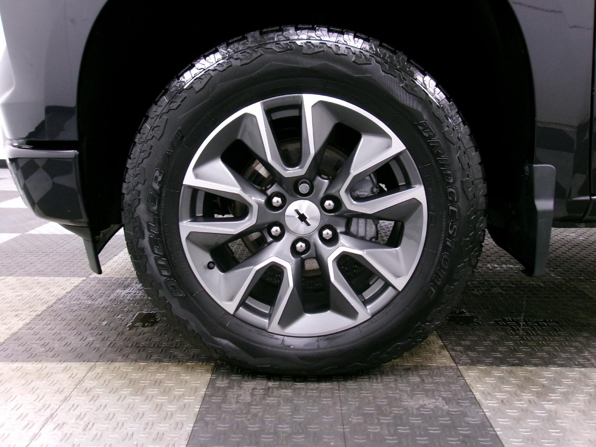 2022 Chevrolet Silverado 1500 Crew Cab Standard Box 4-Wheel Drive RST