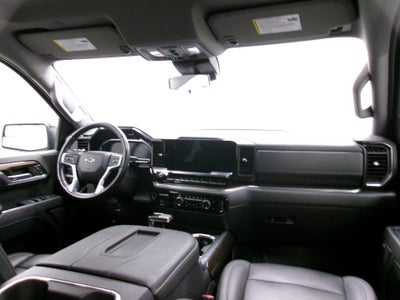 2022 Chevrolet Silverado 1500 Crew Cab Standard Box 4-Wheel Drive RST