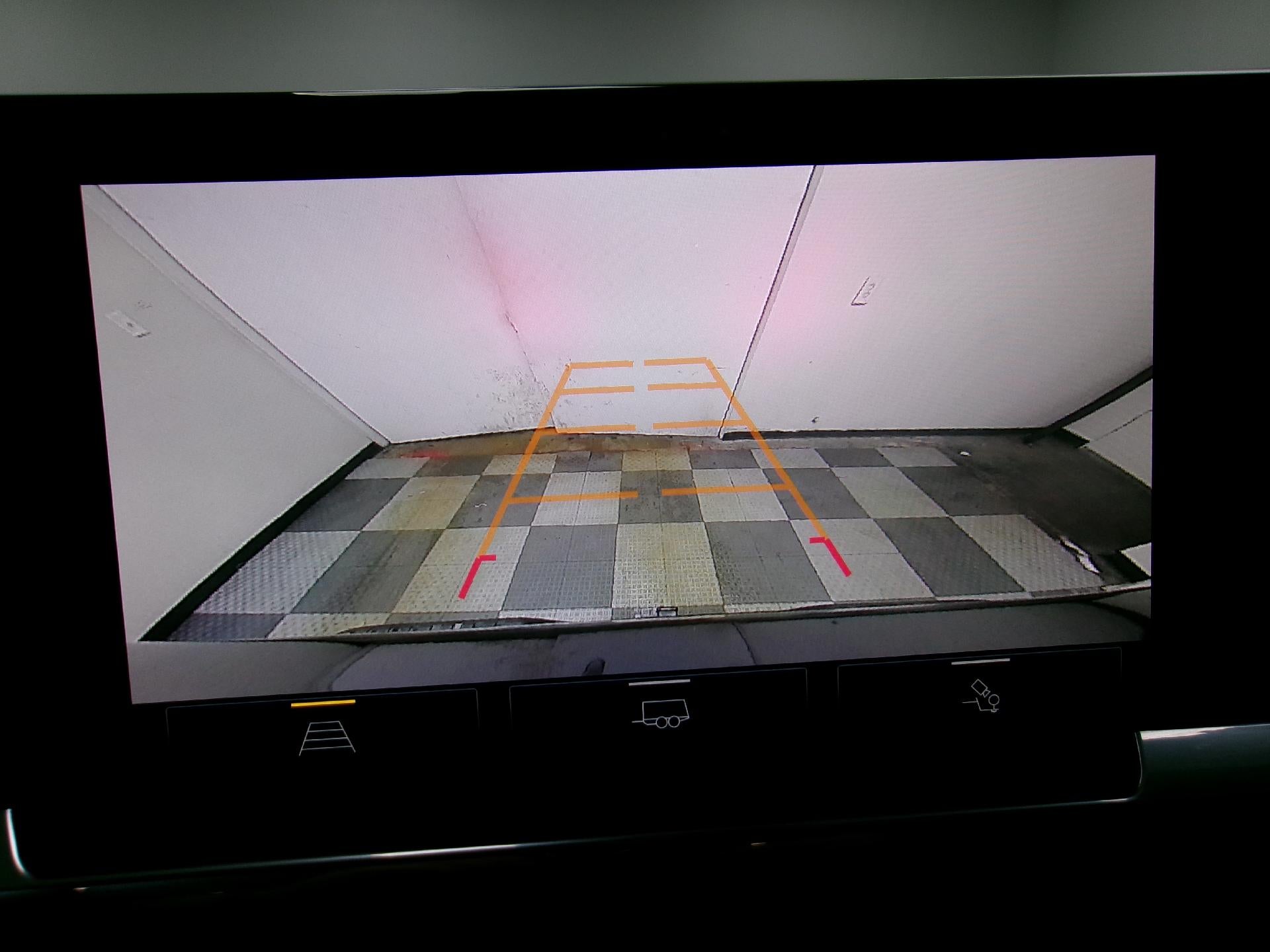 2022 Chevrolet Silverado 1500 Crew Cab Standard Box 4-Wheel Drive RST