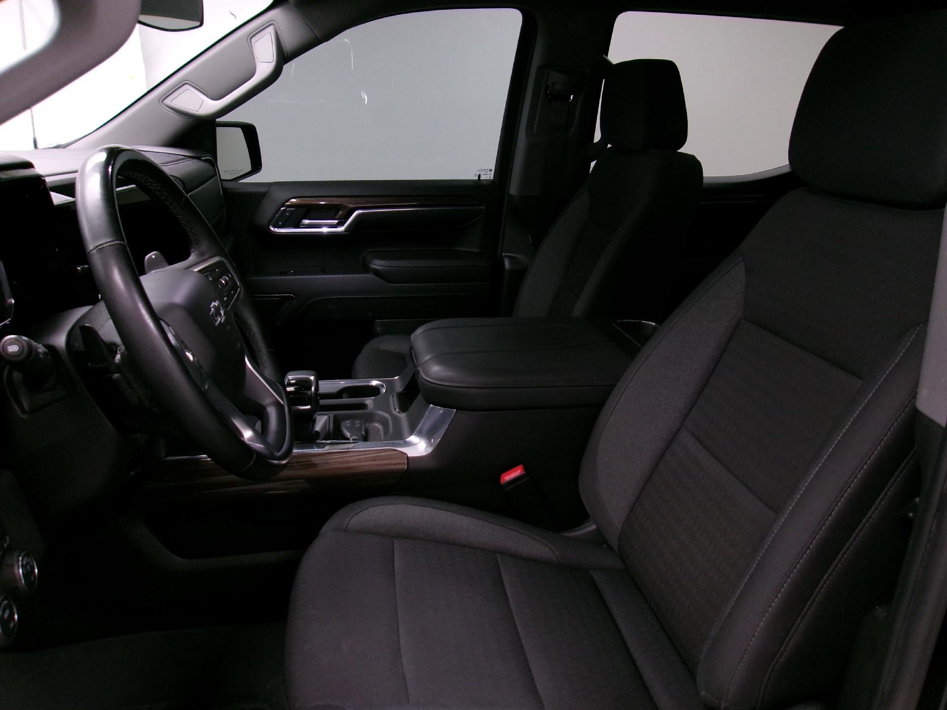 2024 Chevrolet Silverado 1500 Crew Cab Short Box 4-Wheel Drive LT Trail Boss