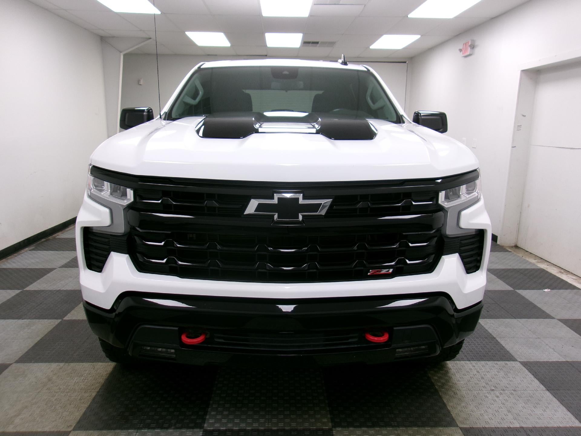 2024 Chevrolet Silverado 1500 Crew Cab Short Box 4-Wheel Drive LT Trail Boss