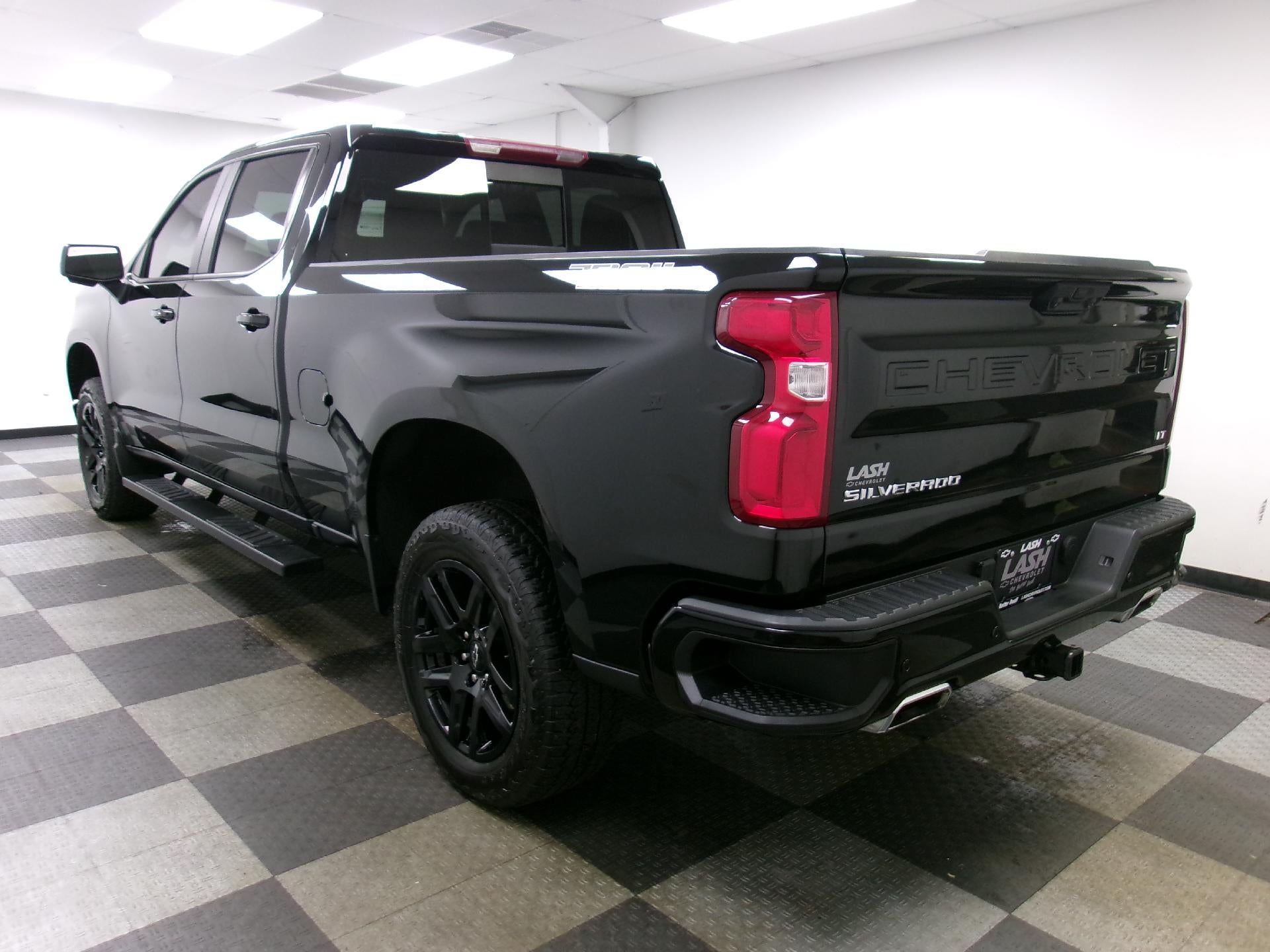 2024 Chevrolet Silverado 1500 Crew Cab Standard Box 4-Wheel Drive LT Trail Boss