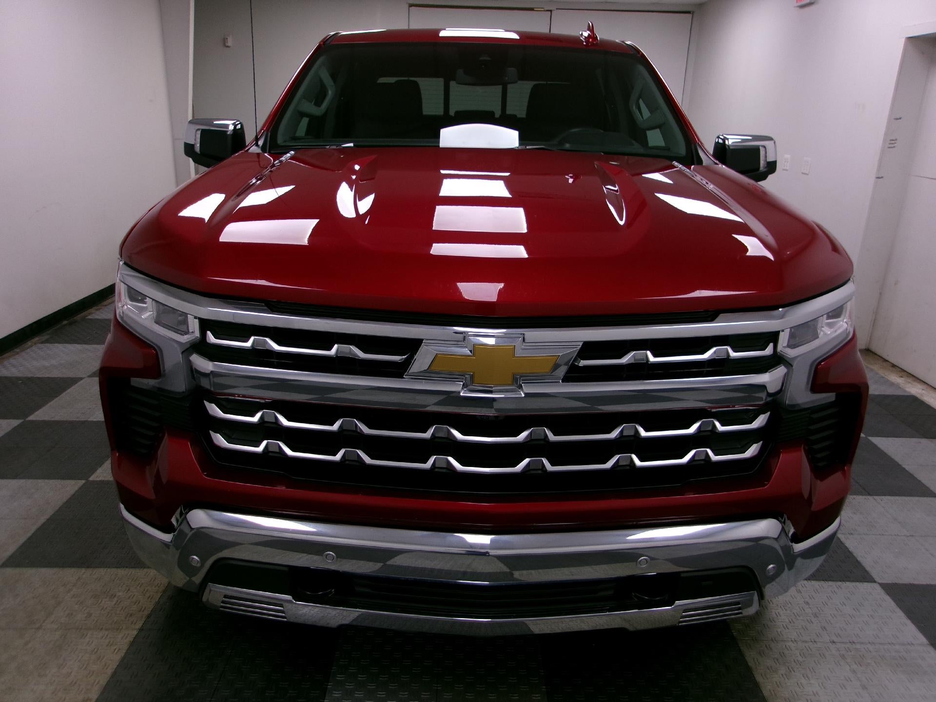 2023 Chevrolet Silverado 1500 Crew Cab Short Box 4-Wheel Drive LTZ