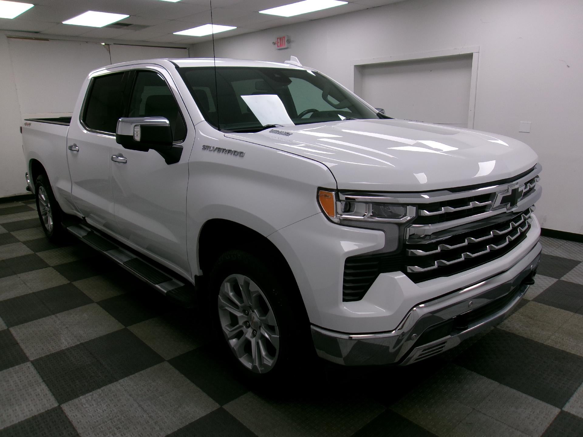 2022 Chevrolet Silverado 1500 Crew Cab Standard Box 4-Wheel Drive LTZ