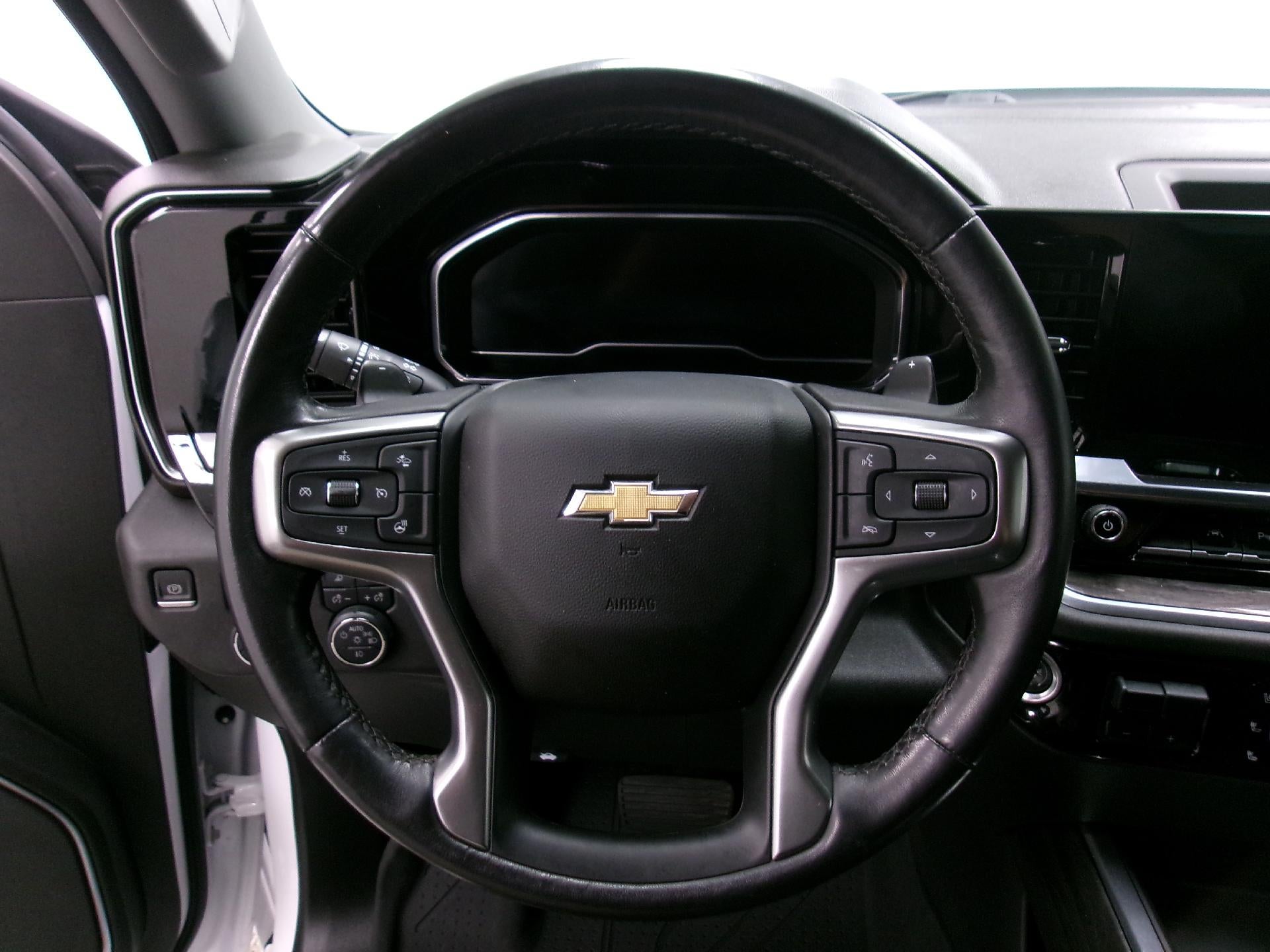 2022 Chevrolet Silverado 1500 Crew Cab Standard Box 4-Wheel Drive LTZ