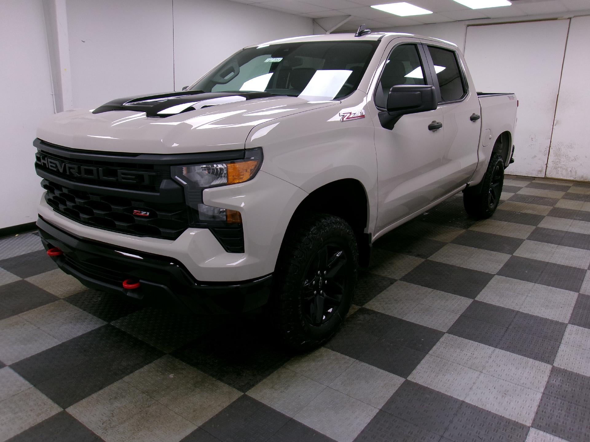 2026 Chevrolet Silverado 1500 Crew Cab Short Box 4-Wheel Drive Custom Trail Boss