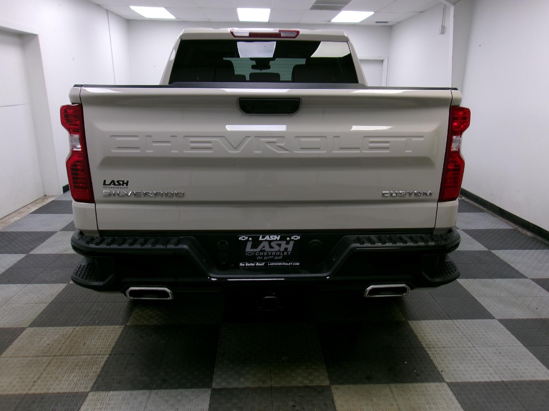 2026 Chevrolet Silverado 1500 Crew Cab Short Box 4-Wheel Drive Custom Trail Boss