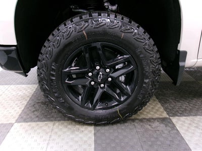 2026 Chevrolet Silverado 1500 Crew Cab Short Box 4-Wheel Drive Custom Trail Boss