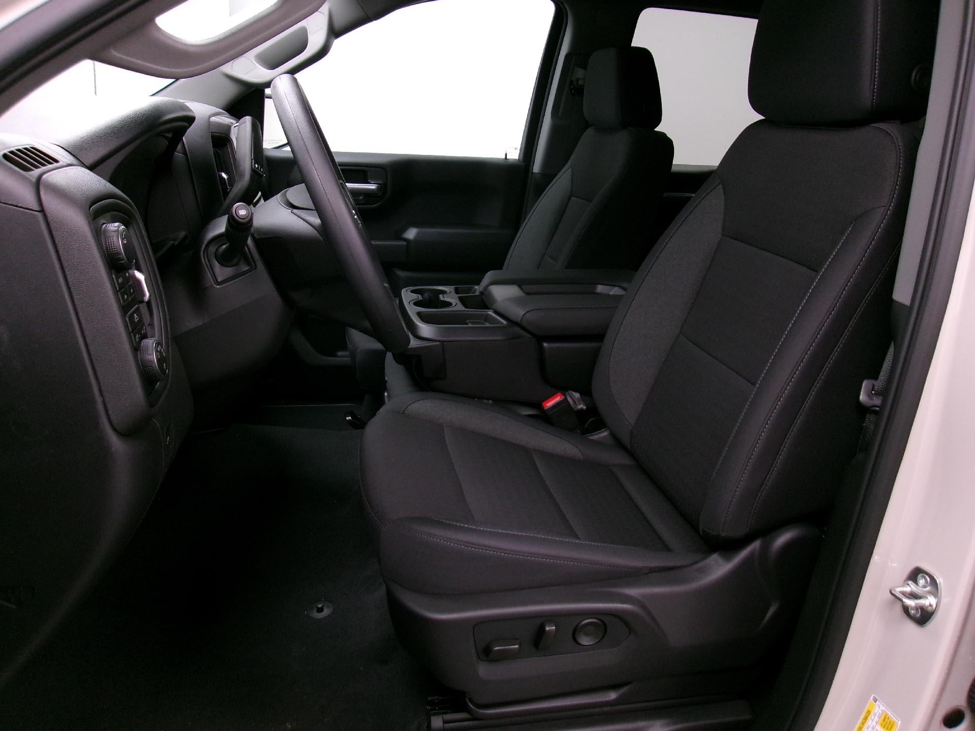 2026 Chevrolet Silverado 1500 Crew Cab Short Box 4-Wheel Drive Custom Trail Boss