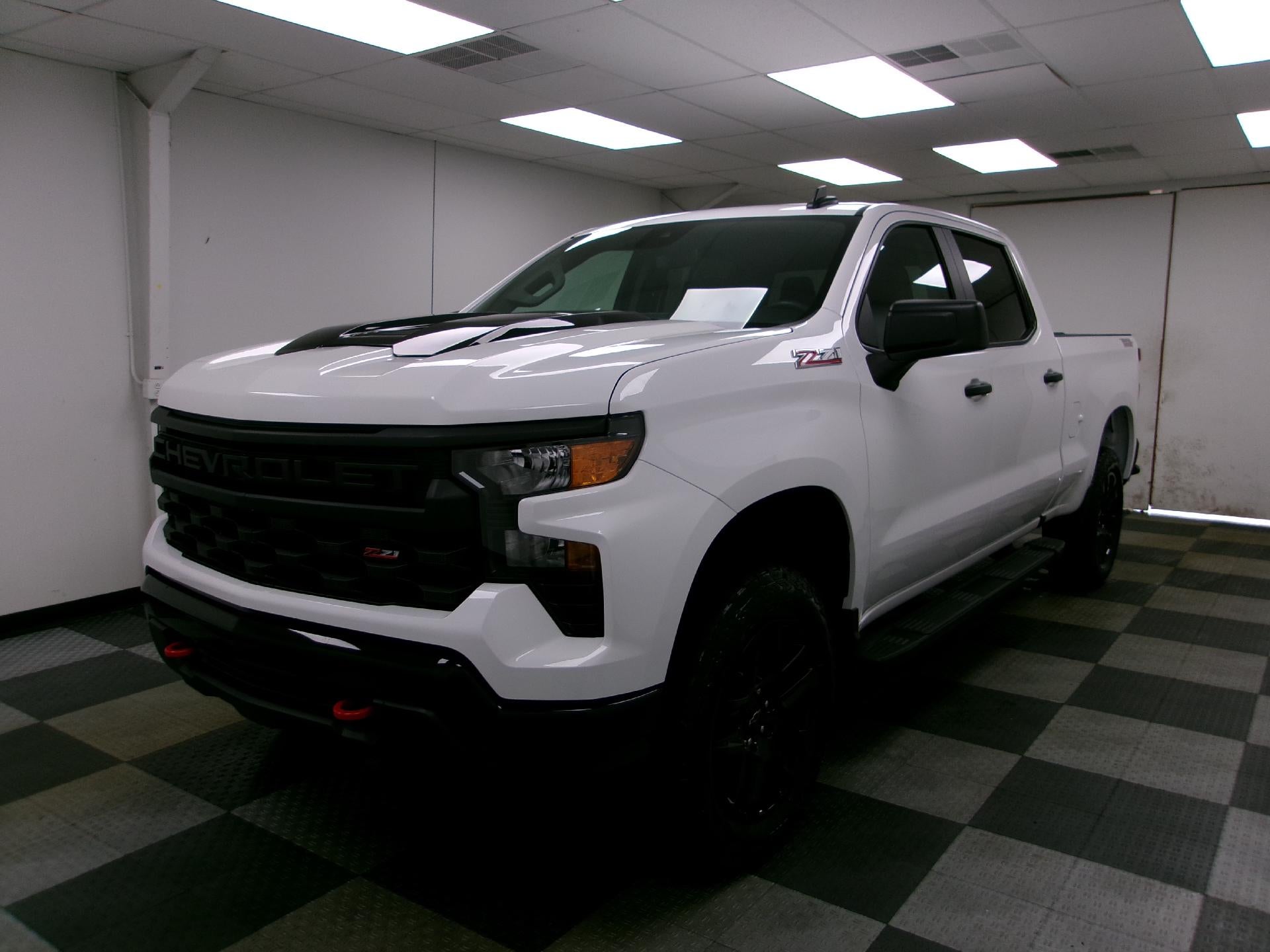 2026 Chevrolet Silverado 1500 Crew Cab Standard Box 4-Wheel Drive Custom Trail Boss