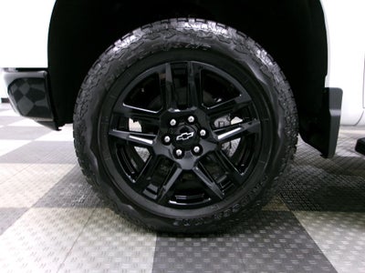 2026 Chevrolet Silverado 1500 Crew Cab Standard Box 4-Wheel Drive Custom Trail Boss