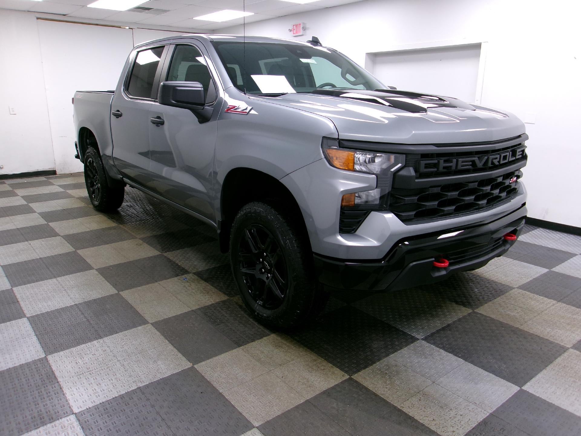 2026 Chevrolet Silverado 1500 Crew Cab Short Box 4-Wheel Drive Custom Trail Boss