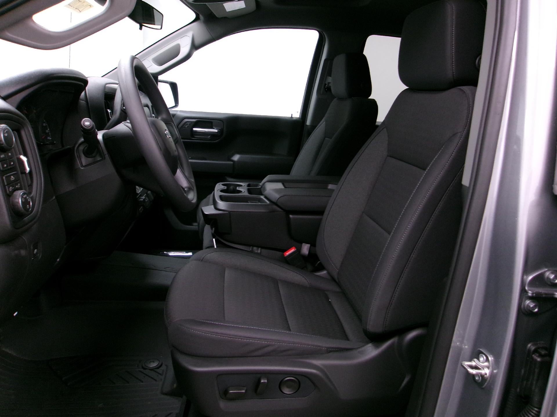 2026 Chevrolet Silverado 1500 Crew Cab Short Box 4-Wheel Drive Custom Trail Boss