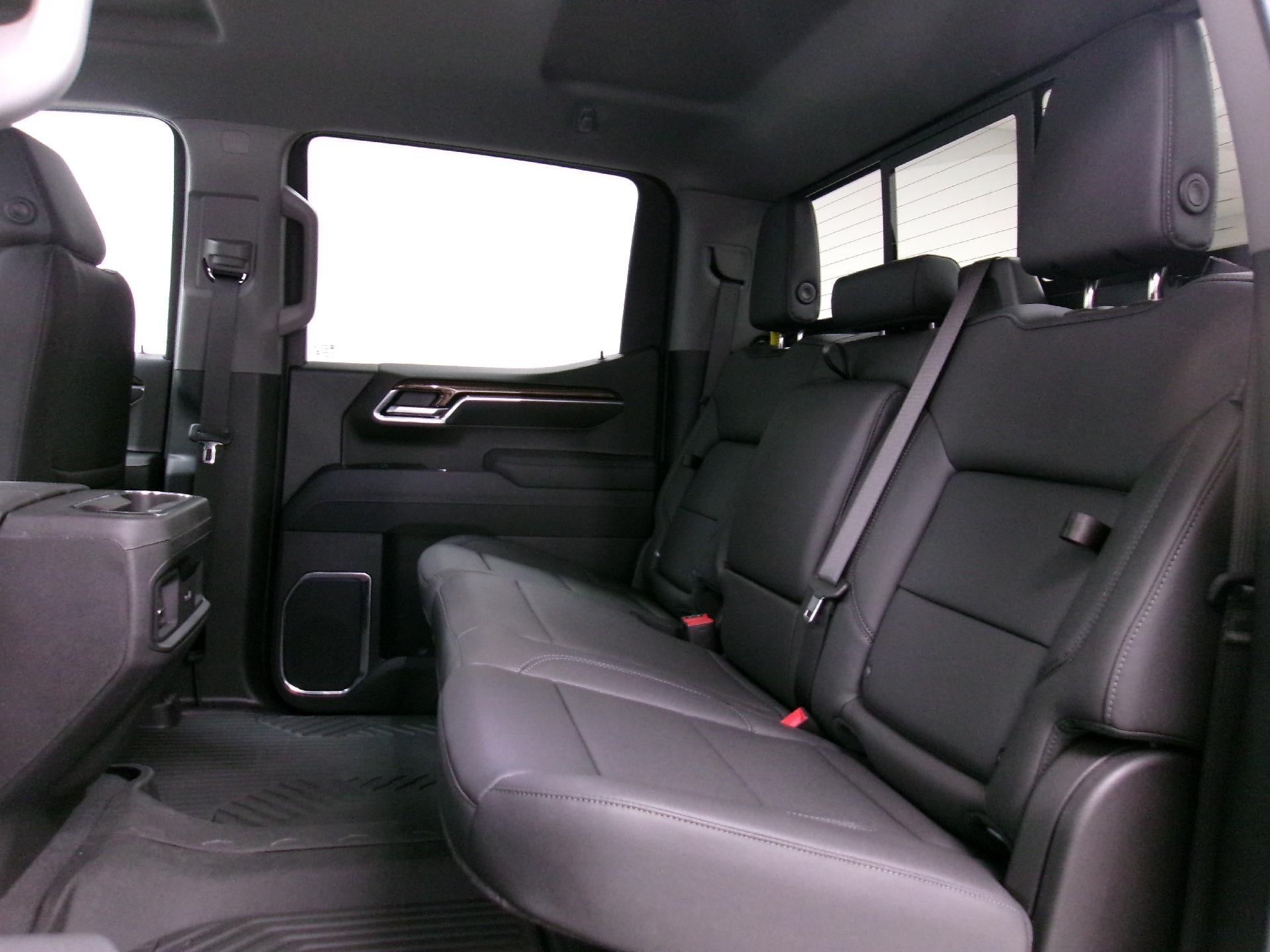 2026 Chevrolet Silverado 1500 Crew Cab Short Box 4-Wheel Drive RST