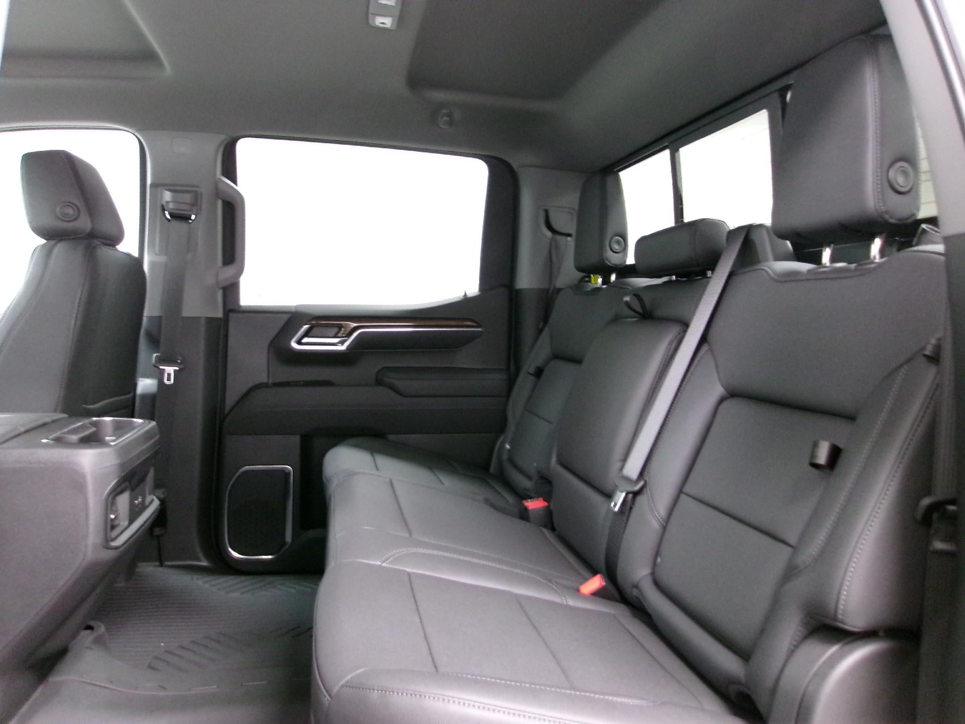 2026 Chevrolet Silverado 1500 Crew Cab Standard Box 4-Wheel Drive RST