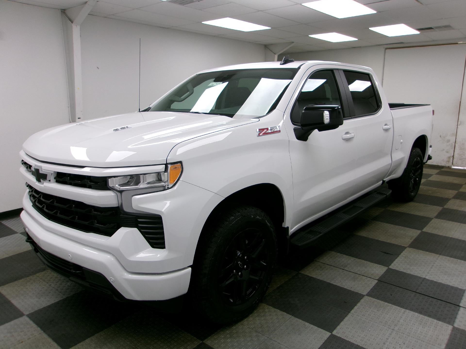 2026 Chevrolet Silverado 1500 Crew Cab Standard Box 4-Wheel Drive RST