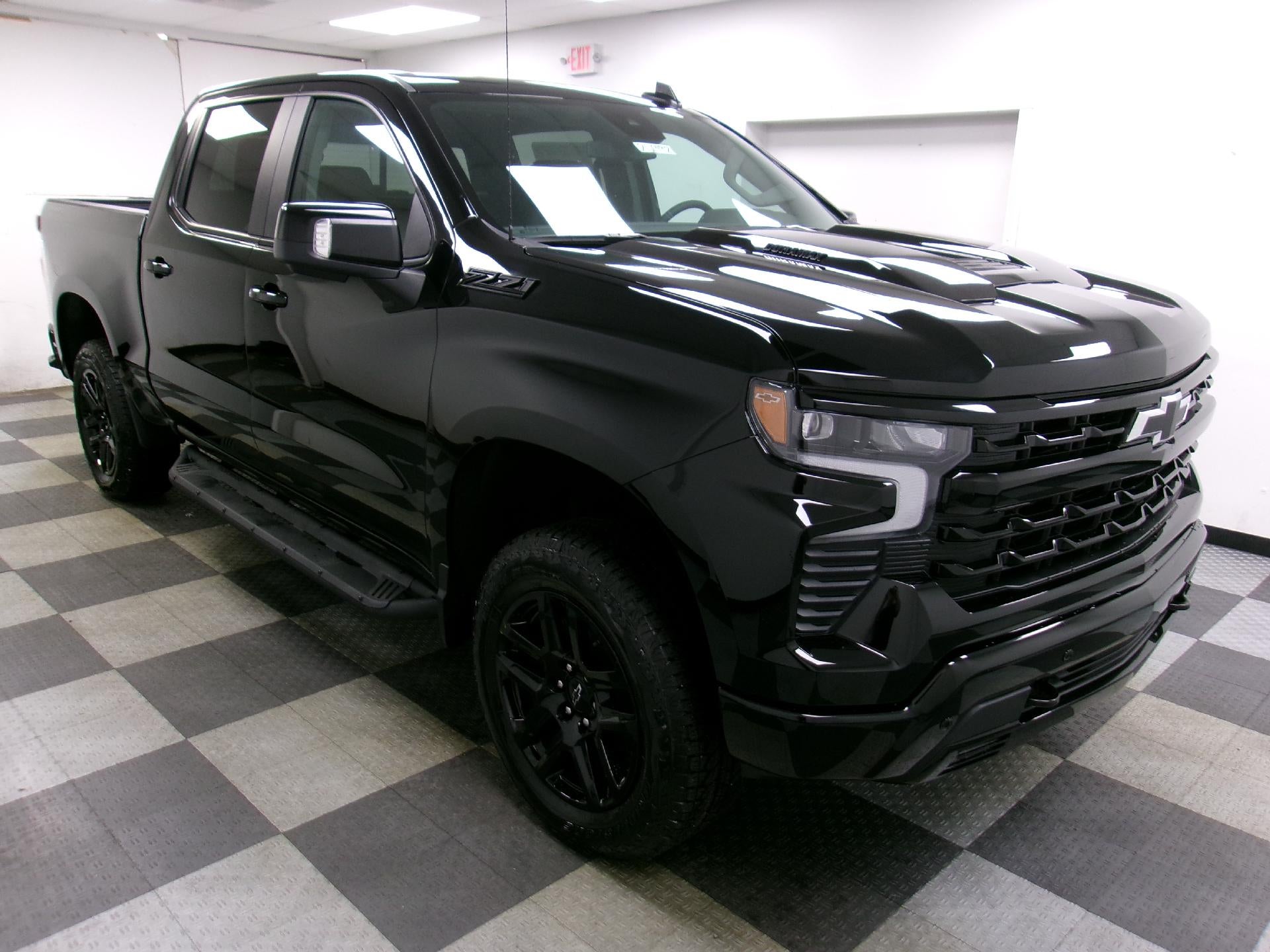 2026 Chevrolet Silverado 1500 Crew Cab Short Box 4-Wheel Drive LT Trail Boss