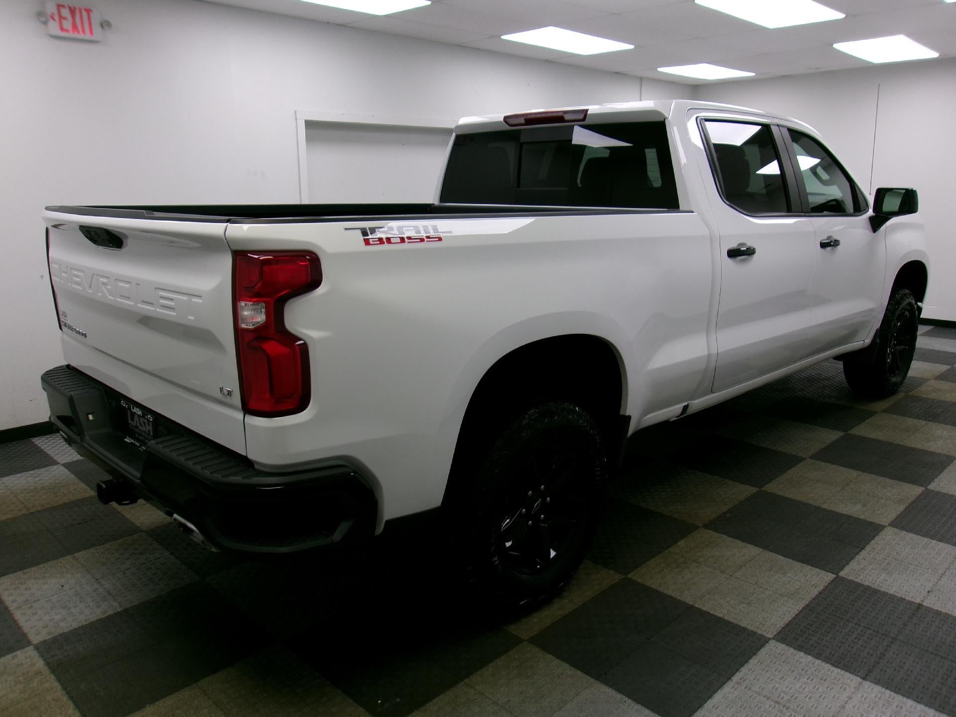 2025 Chevrolet Silverado 1500 Crew Cab Standard Box 4-Wheel Drive LT Trail Boss