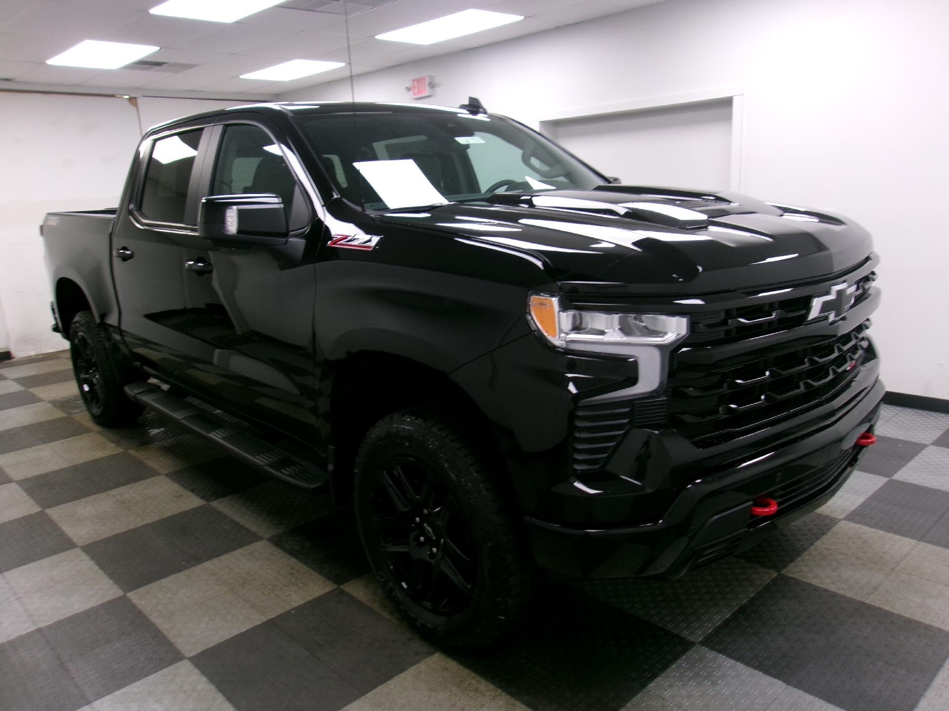 2026 Chevrolet Silverado 1500 Crew Cab Short Box 4-Wheel Drive LT Trail Boss