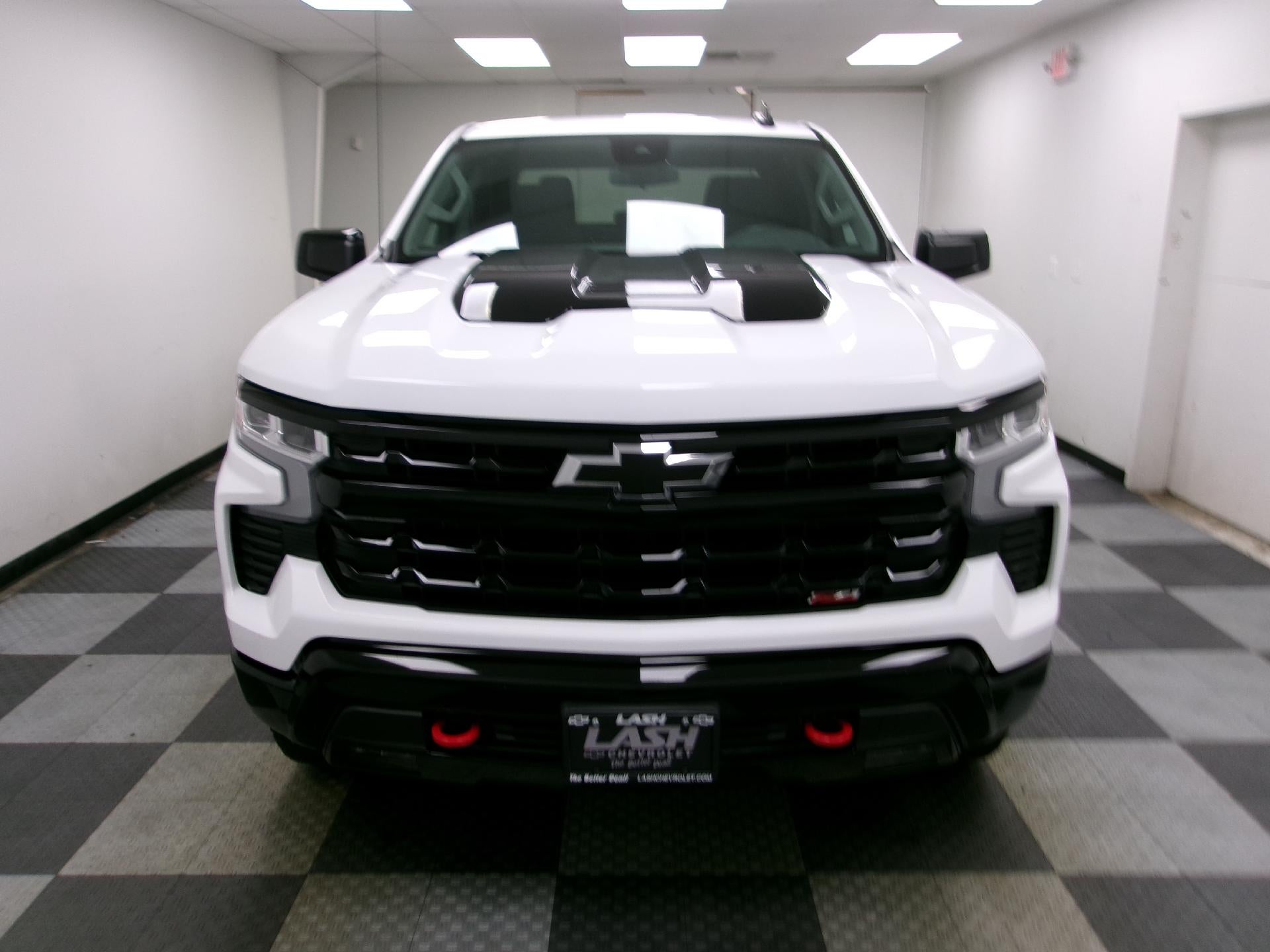 2025 Chevrolet Silverado 1500 Crew Cab Short Box 4-Wheel Drive LT Trail Boss