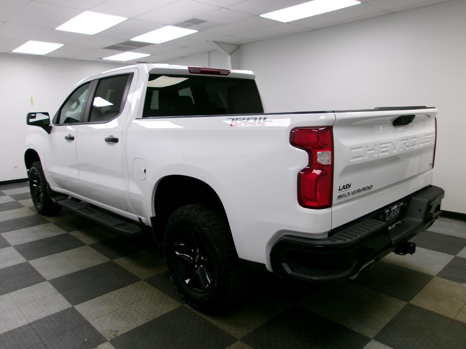 2025 Chevrolet Silverado 1500 Crew Cab Short Box 4-Wheel Drive LT Trail Boss