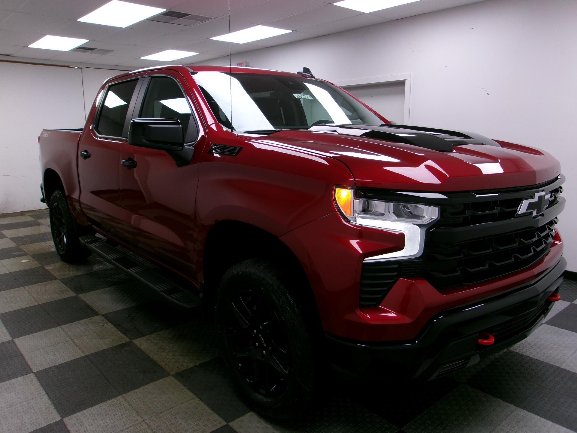 2026 Chevrolet Silverado 1500 Crew Cab Short Box 4-Wheel Drive LT Trail Boss