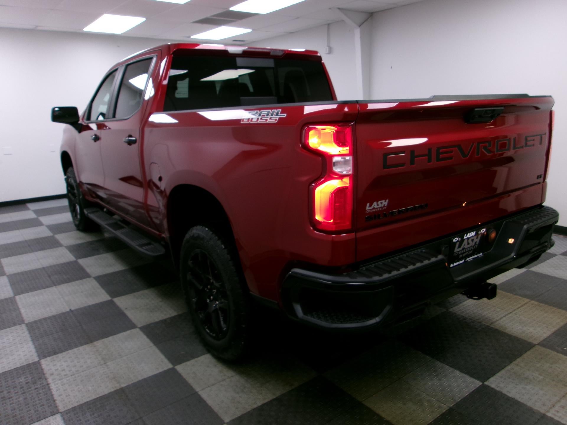 2026 Chevrolet Silverado 1500 Crew Cab Short Box 4-Wheel Drive LT Trail Boss