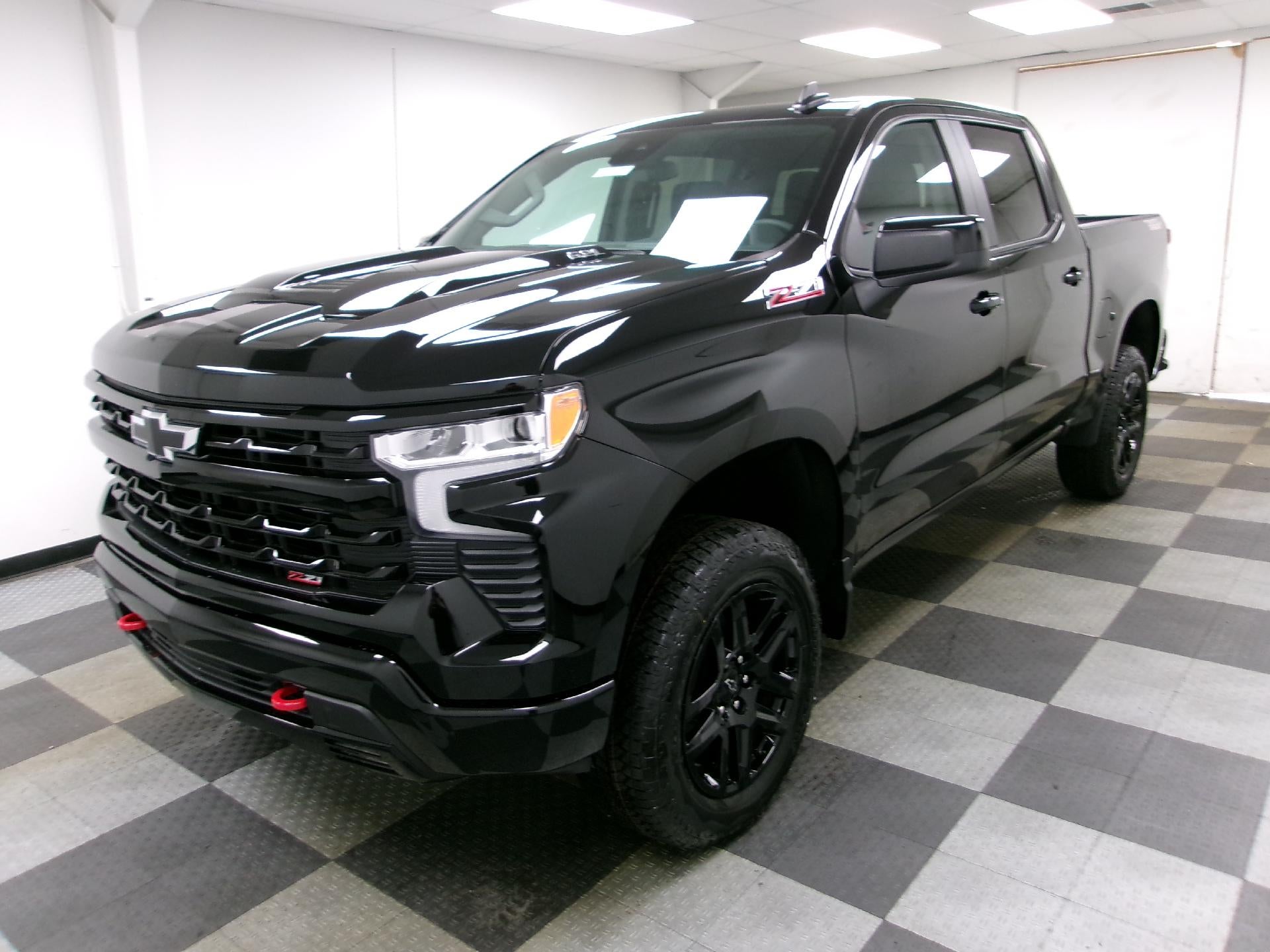 2026 Chevrolet Silverado 1500 Crew Cab Short Box 4-Wheel Drive LT Trail Boss