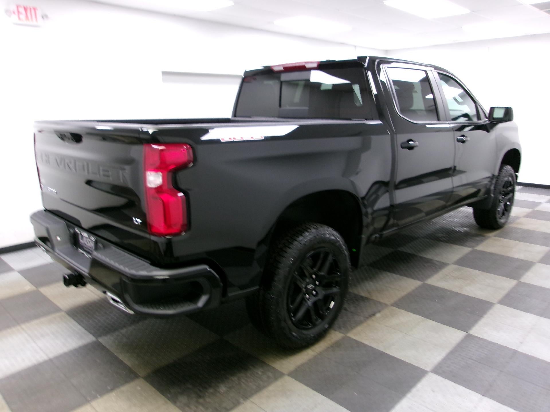 2026 Chevrolet Silverado 1500 Crew Cab Short Box 4-Wheel Drive LT Trail Boss