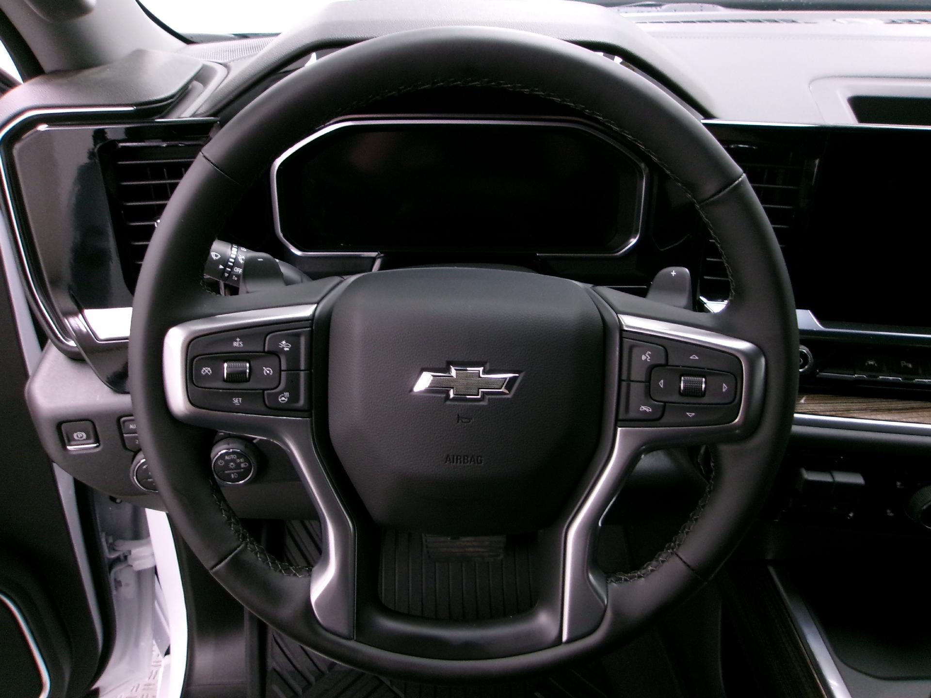 2026 Chevrolet Silverado 1500 Crew Cab Standard Box 4-Wheel Drive LT Trail Boss