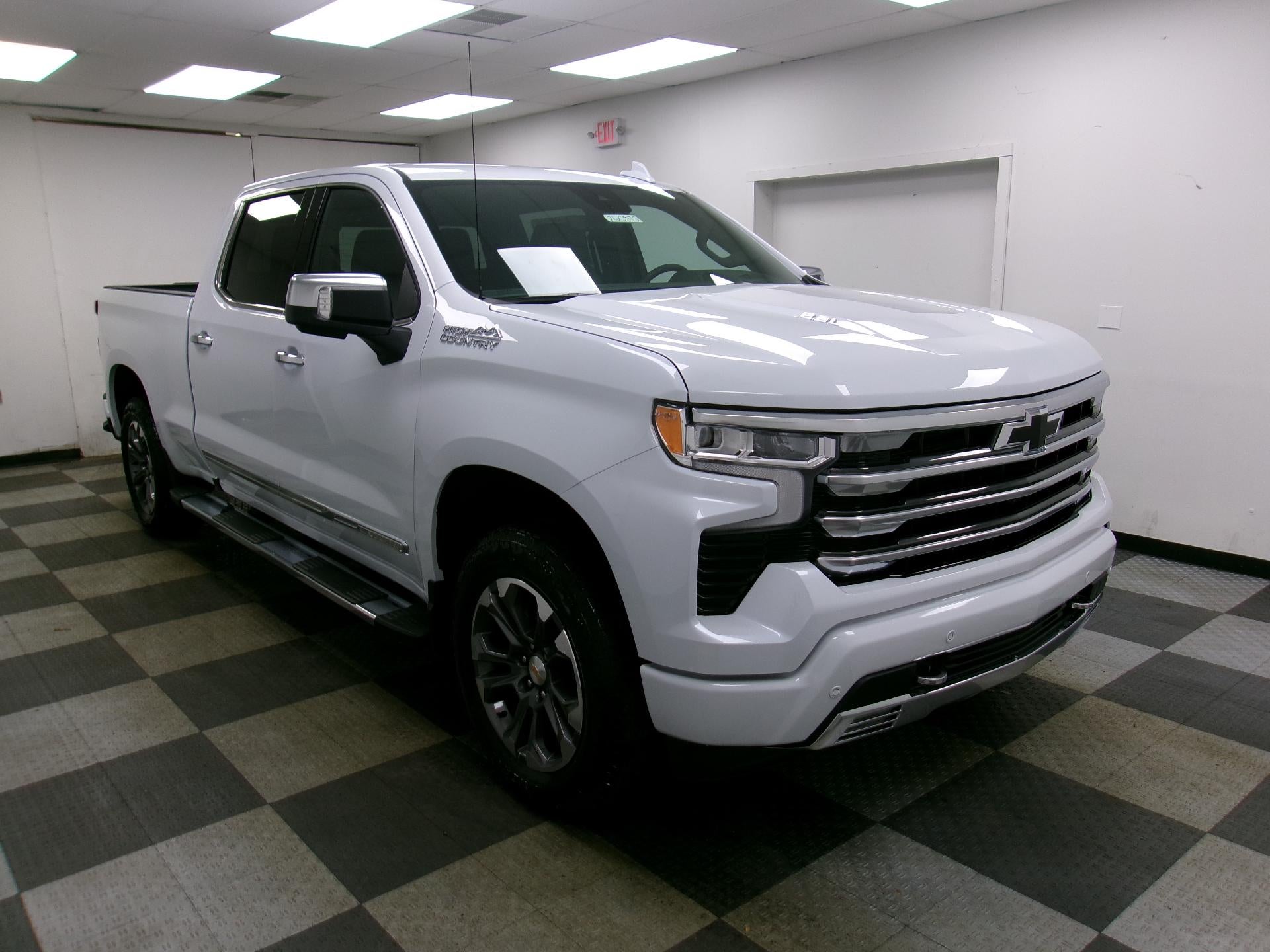 2026 Chevrolet Silverado 1500 Crew Cab Standard Box 4-Wheel Drive High Country