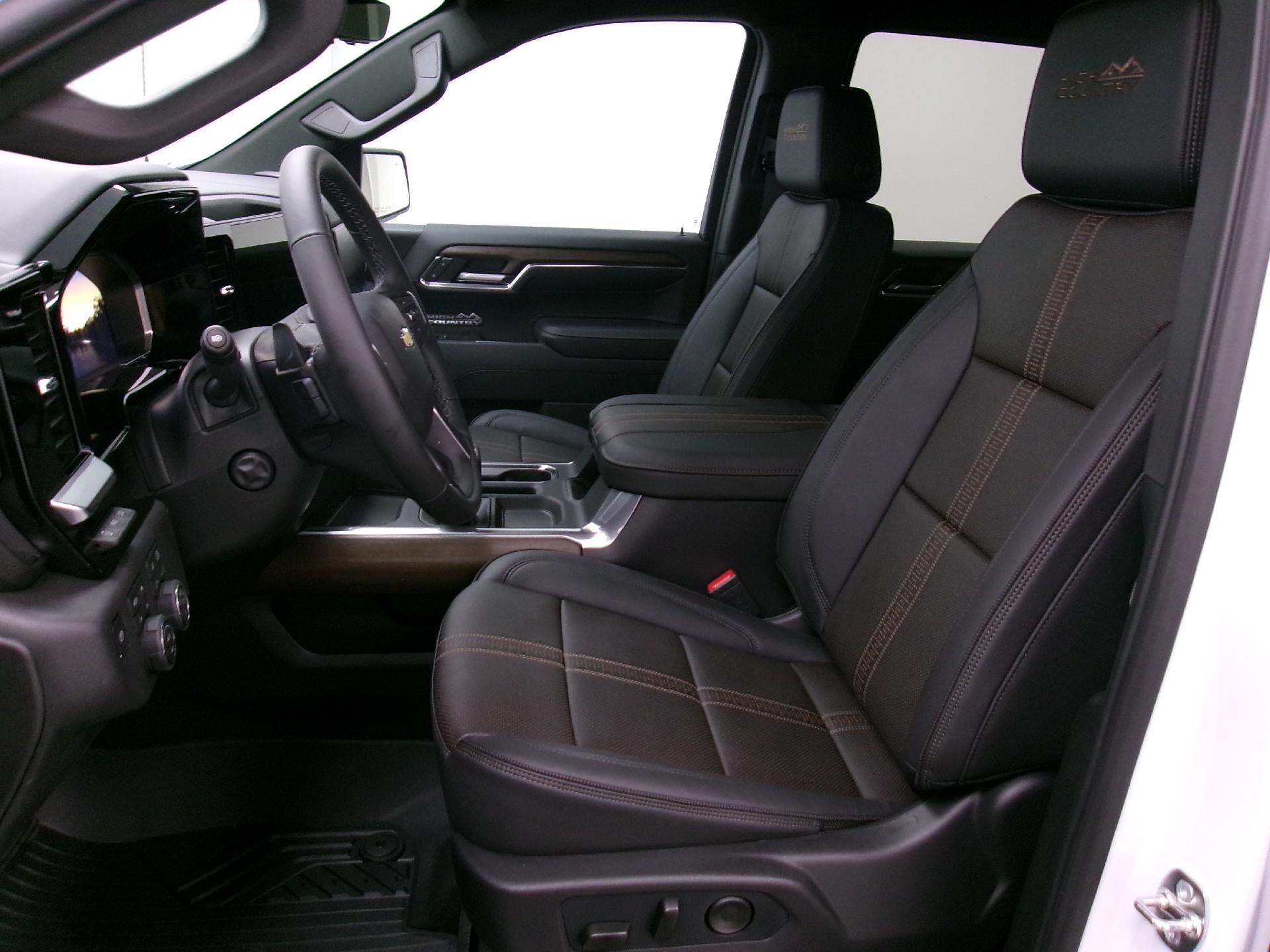 2026 Chevrolet Silverado 1500 Crew Cab Standard Box 4-Wheel Drive High Country