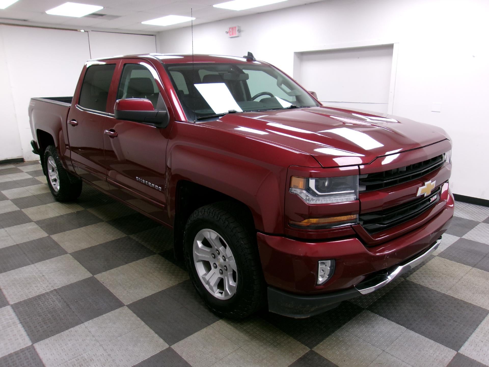 2017 Chevrolet Silverado 1500 Crew Cab Short Box 4-Wheel Drive LT Z71