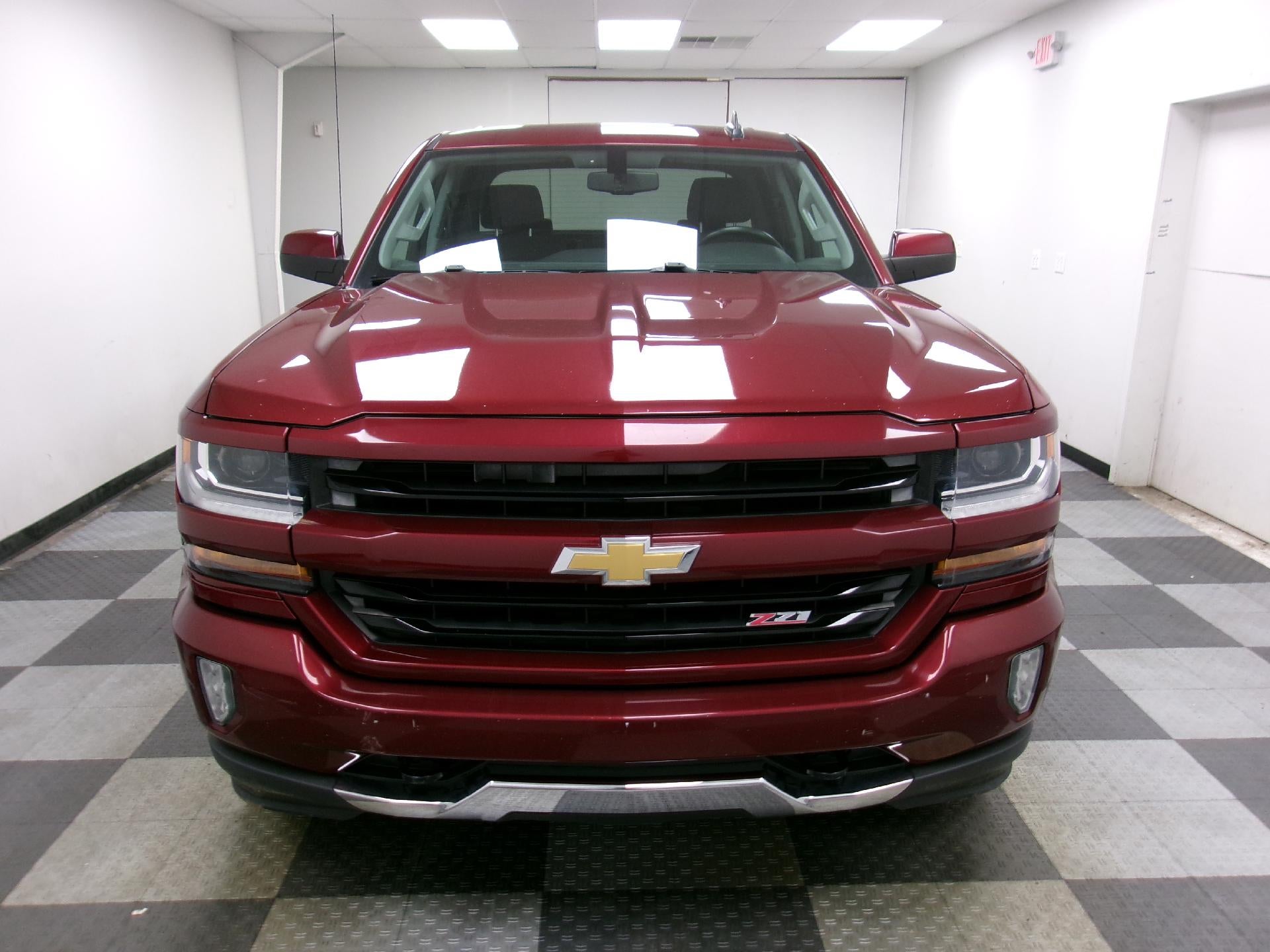 2017 Chevrolet Silverado 1500 Crew Cab Short Box 4-Wheel Drive LT Z71