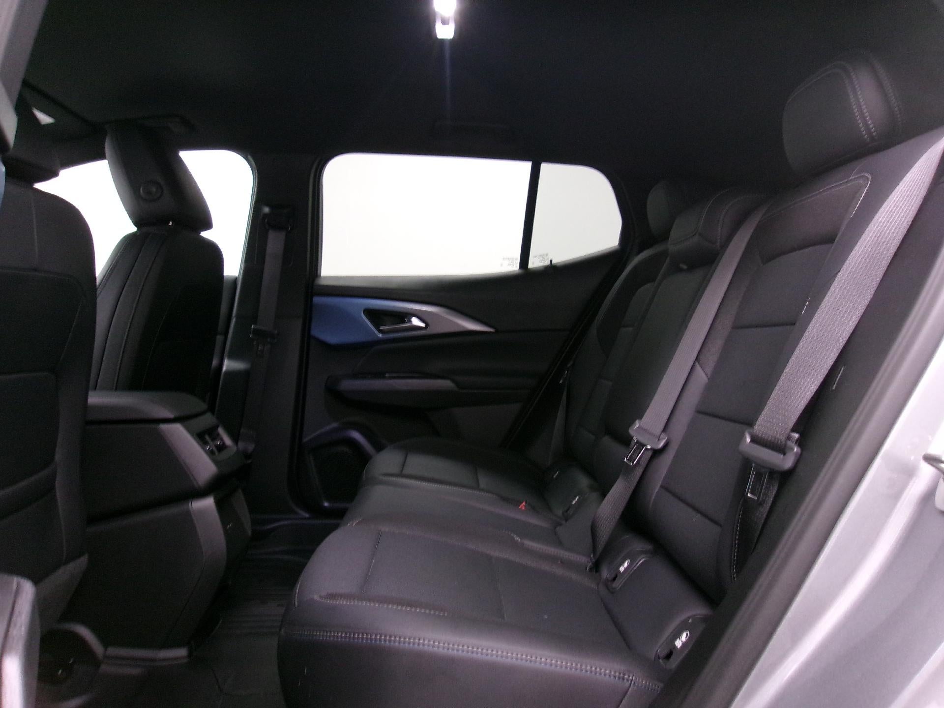2024 Chevrolet Equinox EV 4dr LT w/2LT