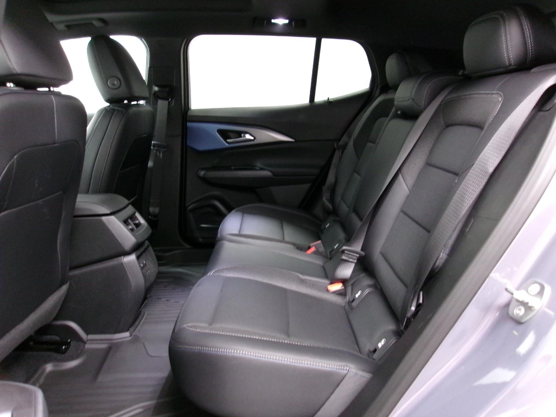 2026 Chevrolet Equinox EV 4dr LT2 w/PDE