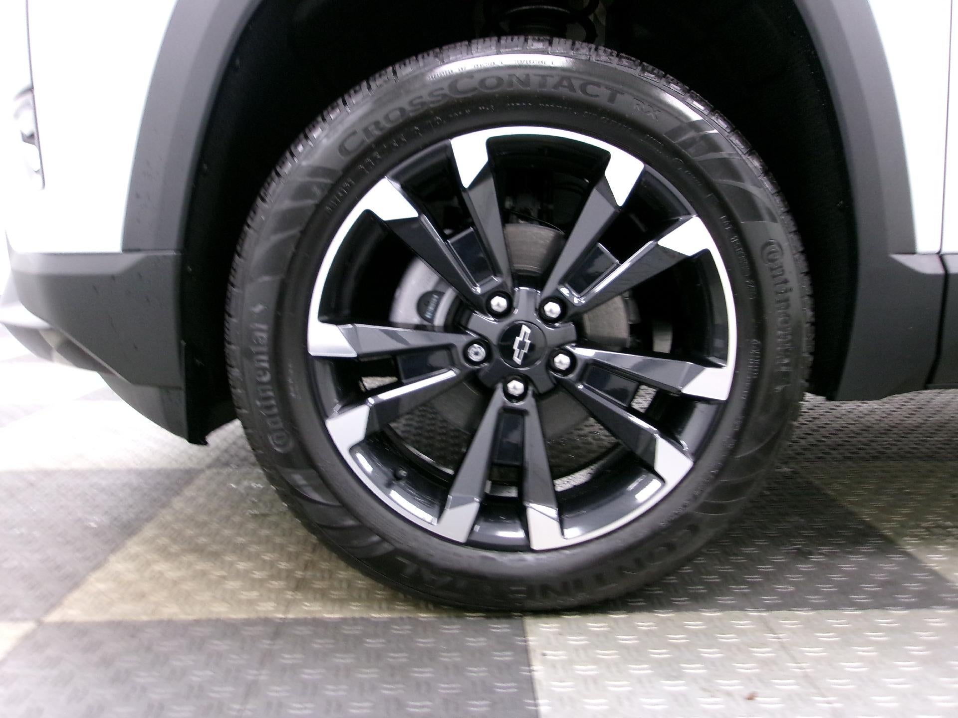 2027 Chevrolet Equinox FWD RS