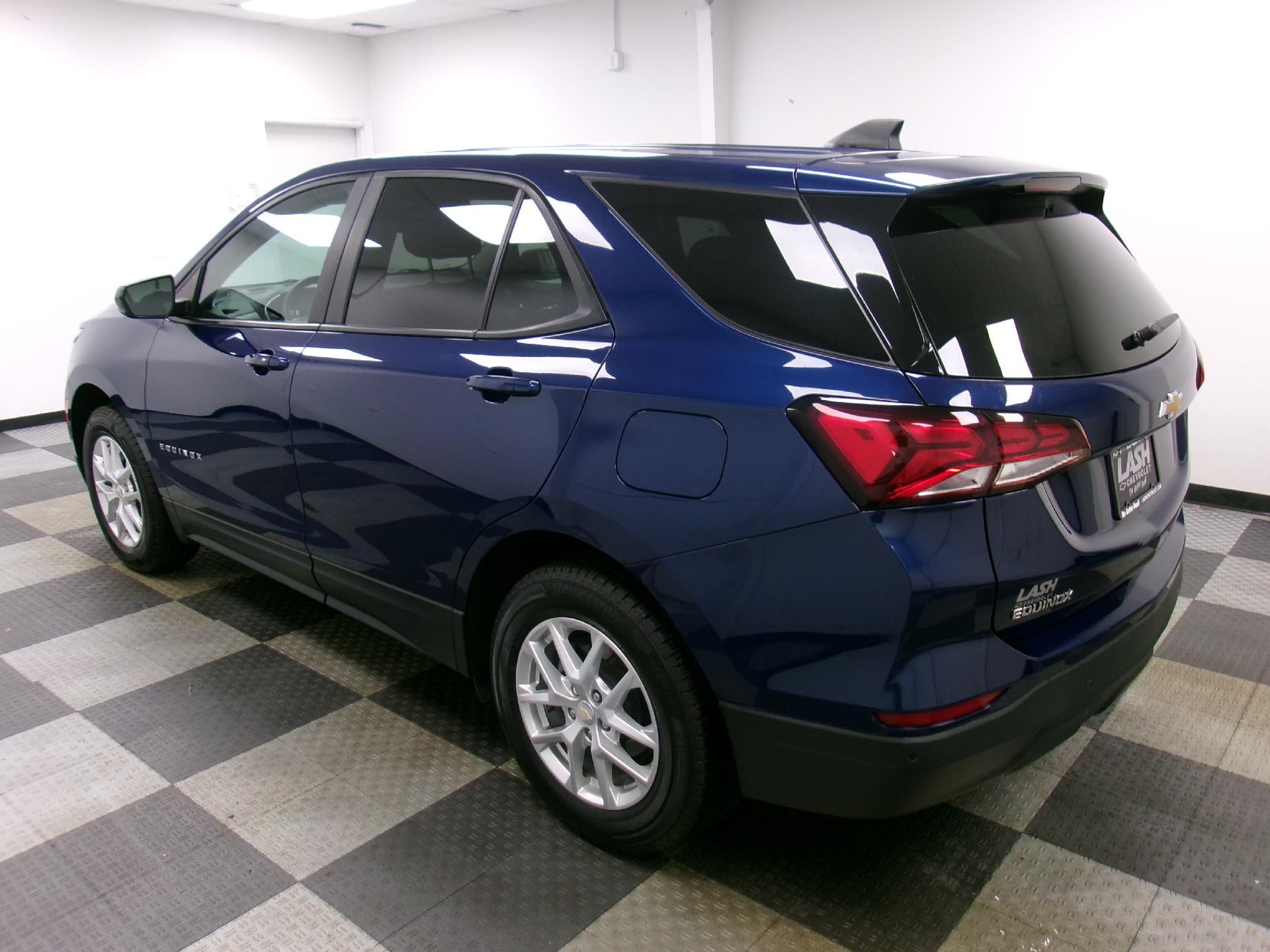 2023 Chevrolet Equinox AWD 4dr LS w/1FL